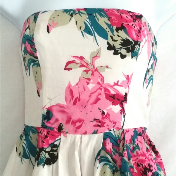 Rue21 Womens Sun Dress Small Strapless puff Skirt - Picture 2 of 7